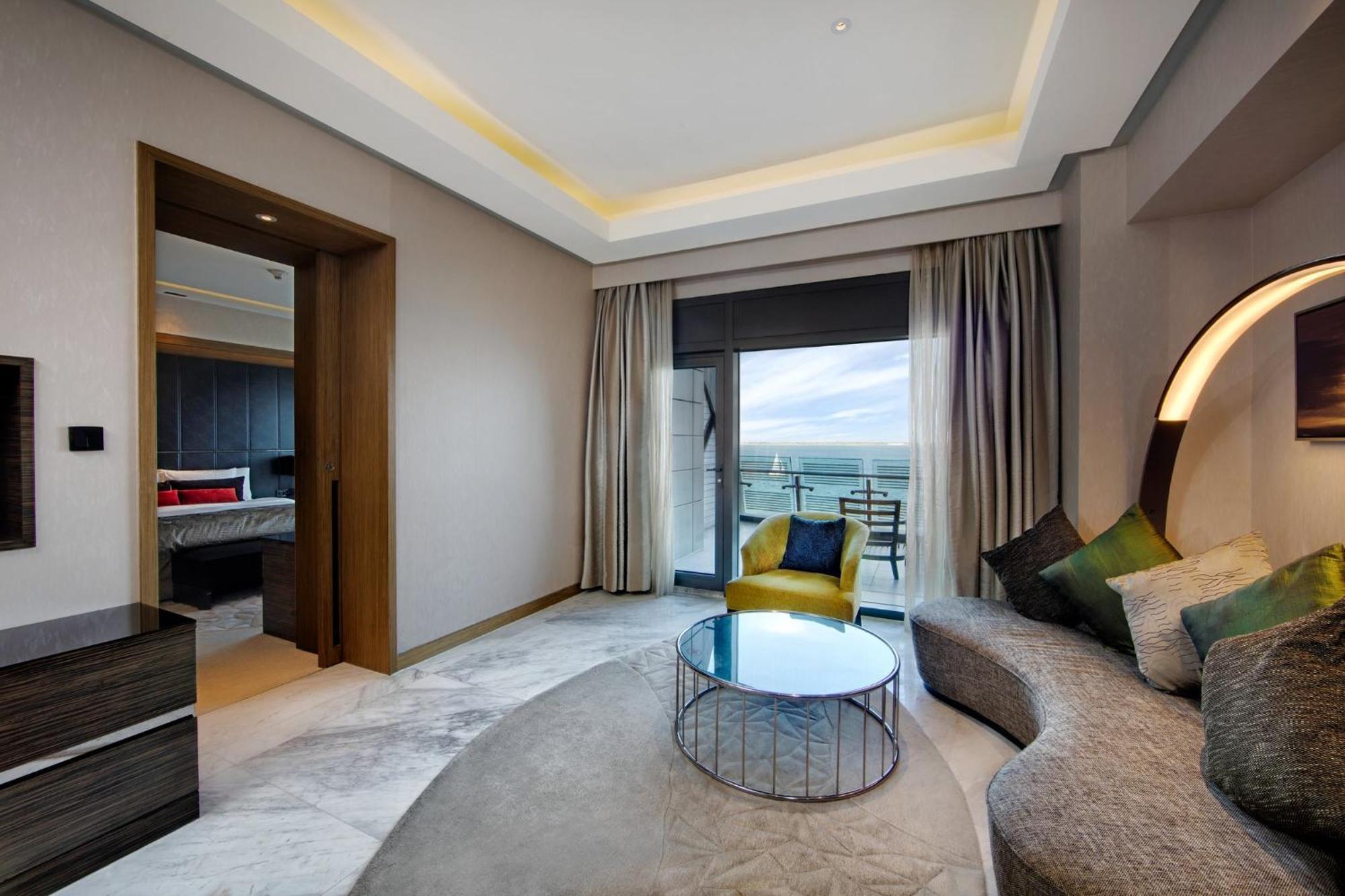 Intercontinental Shanghai Harbour City By Ihg Nanhui Esterno foto