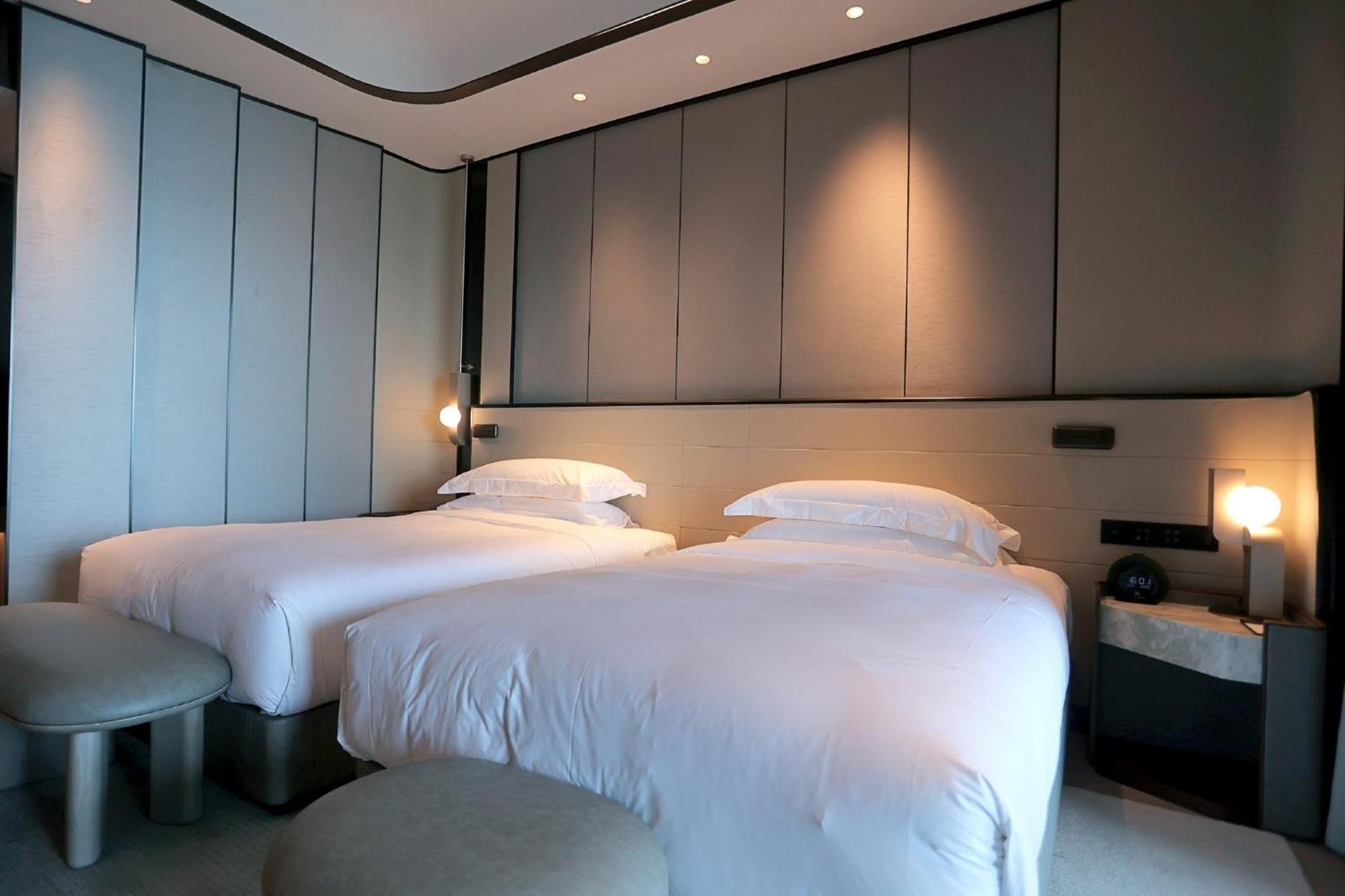 Intercontinental Shanghai Harbour City By Ihg Nanhui Esterno foto