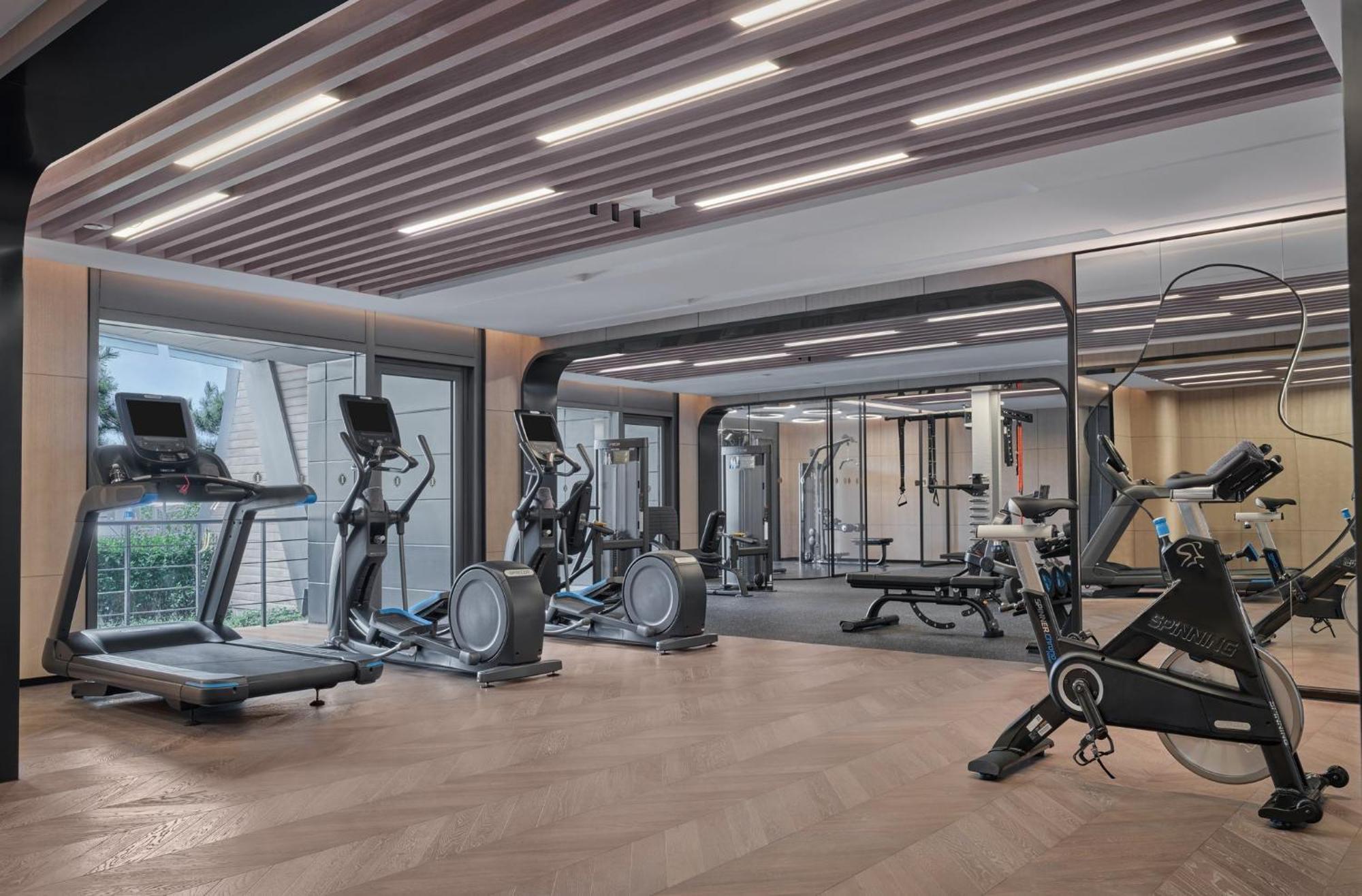 Intercontinental Shanghai Harbour City By Ihg Nanhui Esterno foto