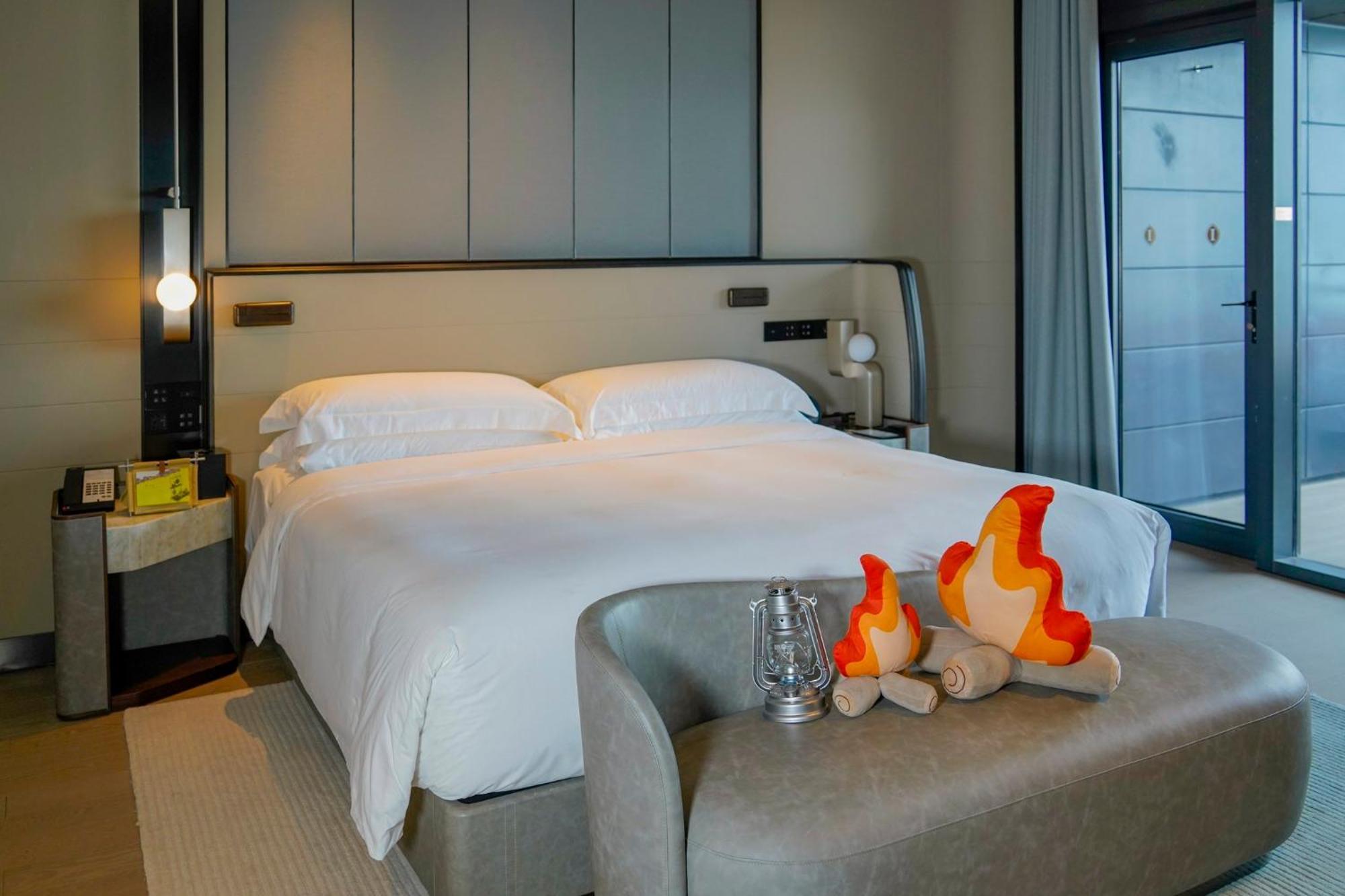 Intercontinental Shanghai Harbour City By Ihg Nanhui Esterno foto