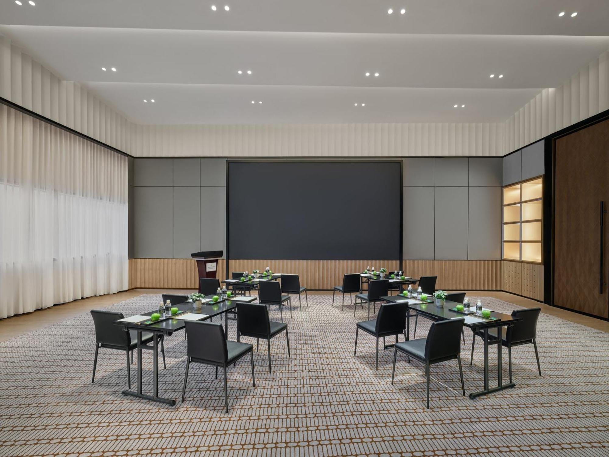 Intercontinental Shanghai Harbour City By Ihg Nanhui Esterno foto